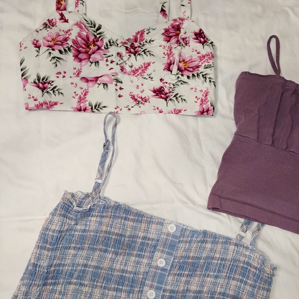CROP TOP - Picture 3 of 3